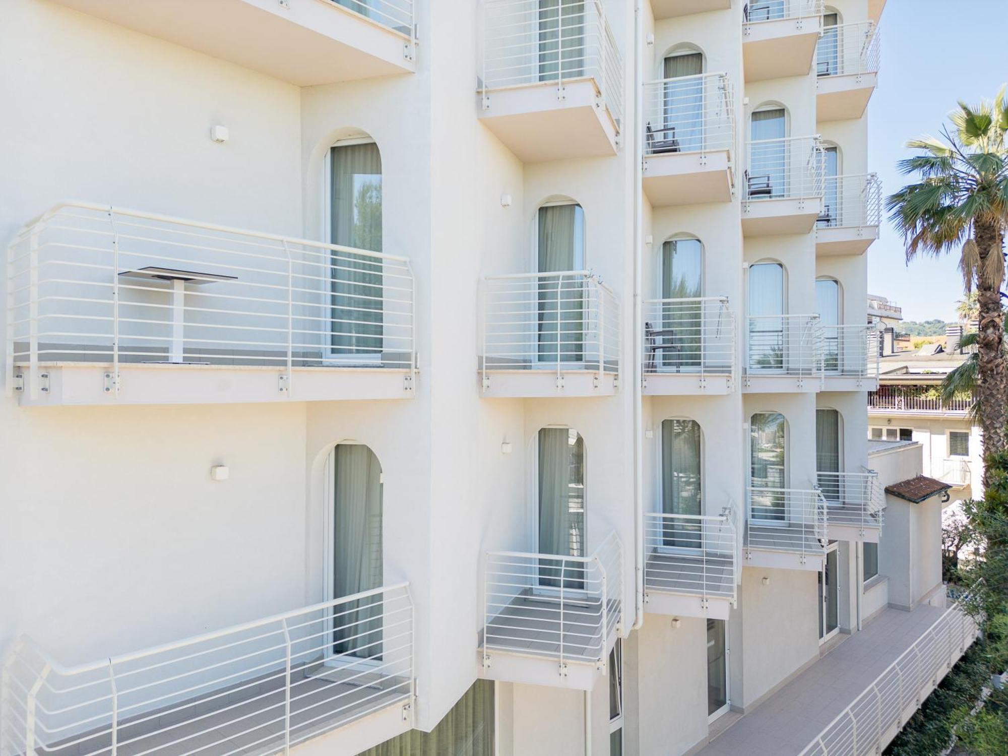 Hotel Velia グロッタンマーレ エクステリア 写真